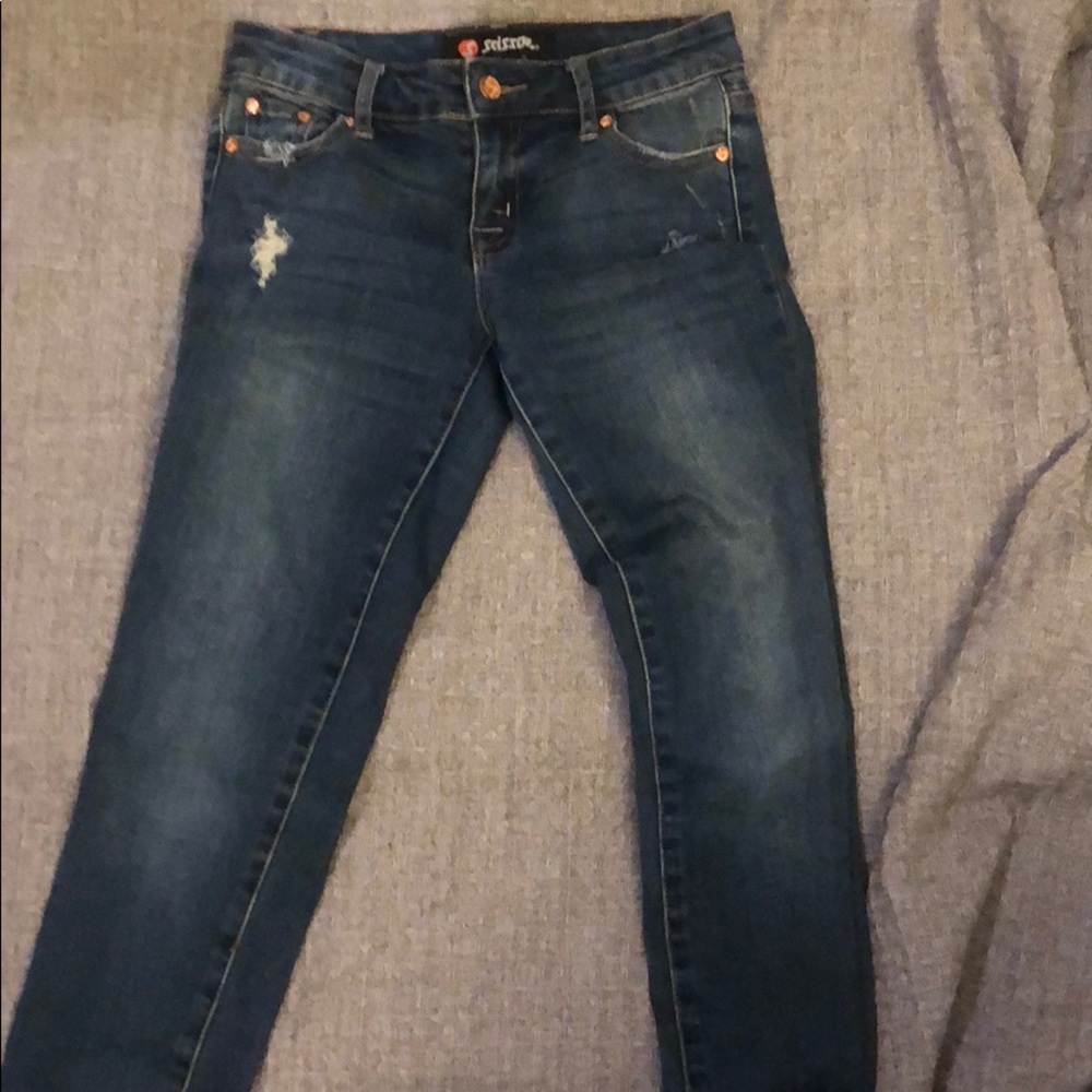Jeans